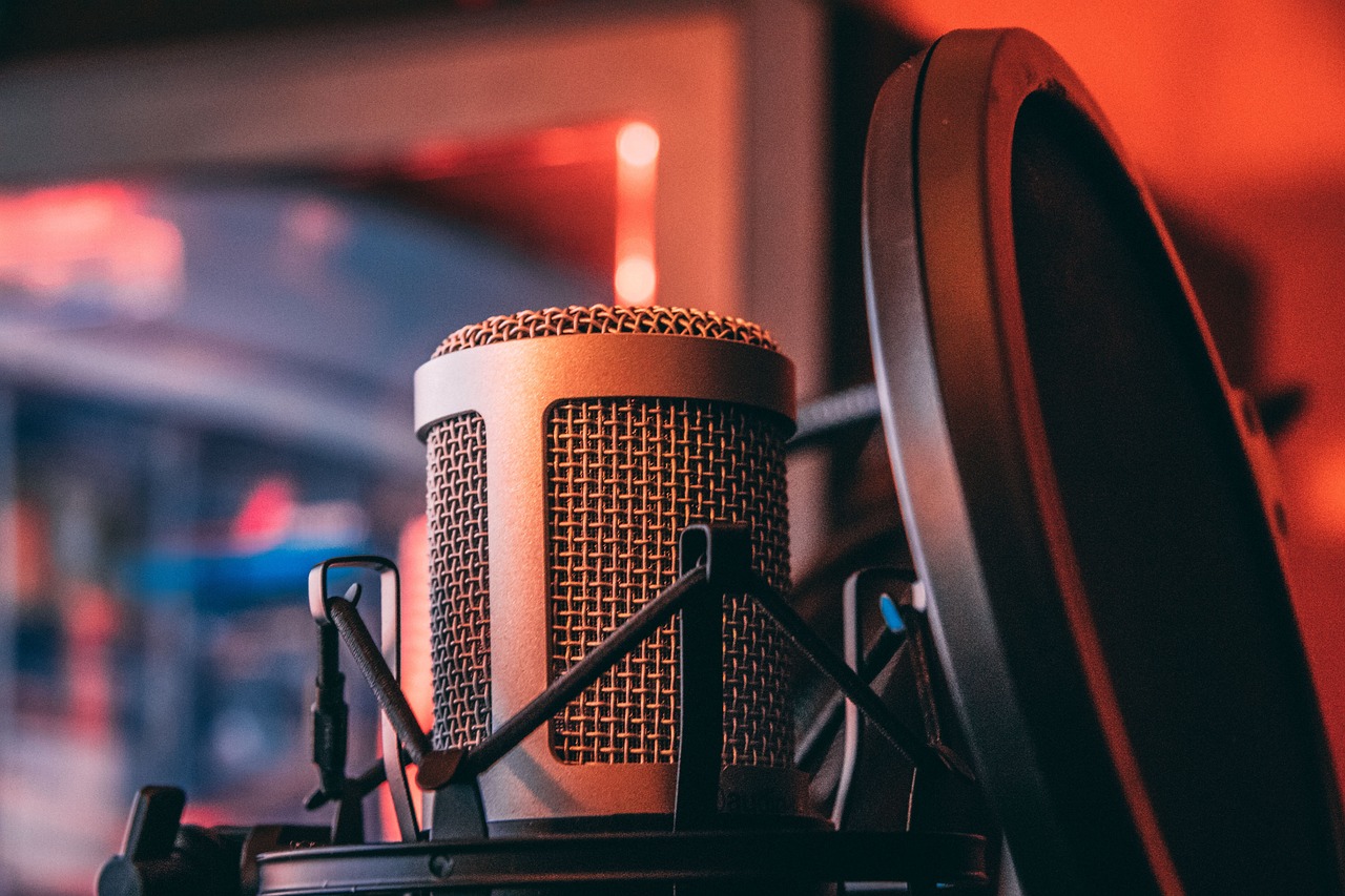 découvrez les meilleurs outils d'e-réputation pour surveiller et gérer votre image en ligne. obtenez des analyses détaillées, améliorez votre présence digitale et fidélisez votre audience grâce à des solutions innovantes.