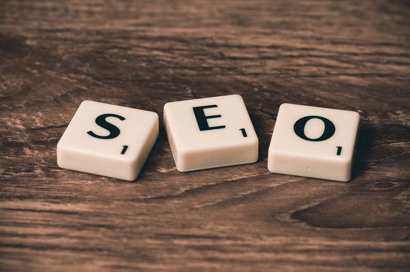SEO pour les sites multilingues : défis et solutions